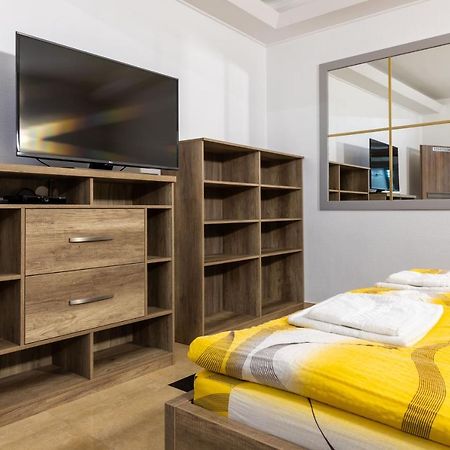 Napfeny Panzio Es Rendezvenyhaz Hotel Kecskemét Exterior foto