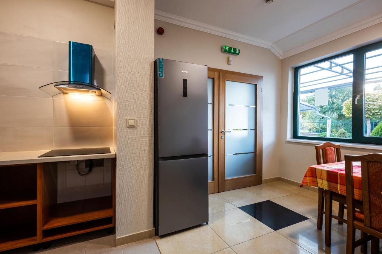 Napfeny Panzio Es Rendezvenyhaz Hotel Kecskemét Exterior foto