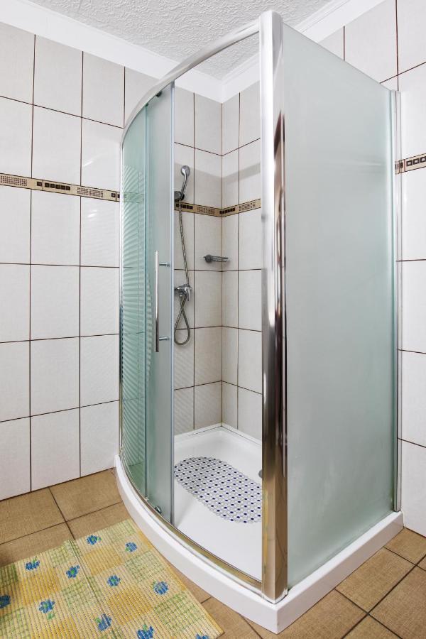 Napfeny Panzio Es Rendezvenyhaz Hotel Kecskemét Exterior foto